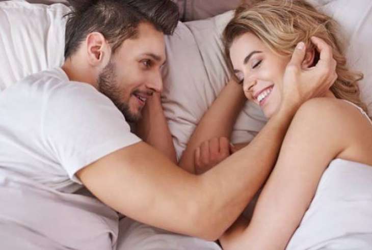 9 небанальних причин, чому пари займаються сексом