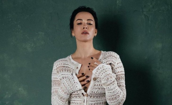 Даша Астафьева впервые призналась, что делает инъекции и решилась ли на пластические операции