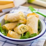 Блинчики с луком-порей и сыром