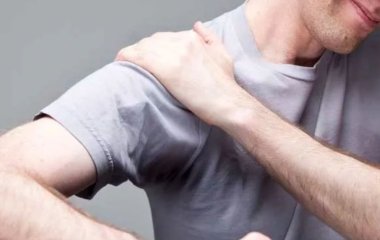 Біль у суглобах у молодих людей: лікар називає патологічні причини