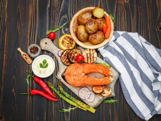 Для здоровья сердца и костей: в каких продуктах много витамина D