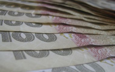 Жінка 
