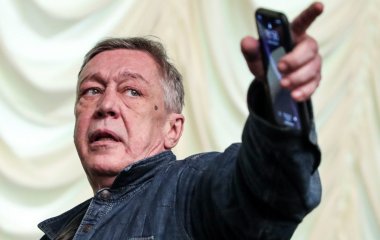 Михаил Ефремов обжалует запрет на прогулки под домашним арестом