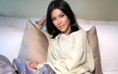 София Ричи и Кортни Кардашьян продолжили совместный отпуск 