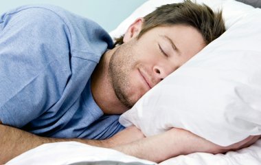 Лікар назвав спосіб швидше засинати та бачити більше снів