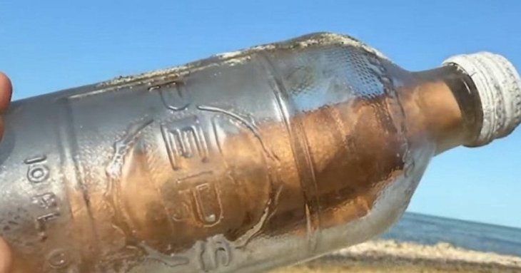 На пляжі знайшли пляшку з посланням солдатів Першої світової війни