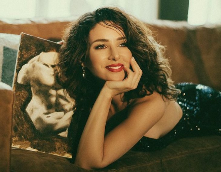 Злата Огневич засыпала сеть эротическими снимками