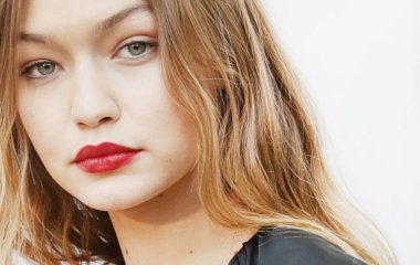 Джиджи Хадид представила украшения бренда «Valerie Messika» в новой фотосессии 
