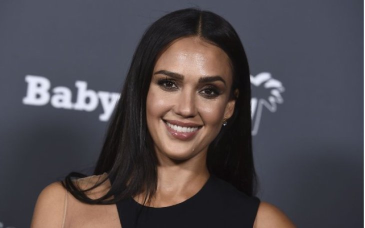 Джессика Альба ошеломила сходством со своей старшей дочерью: 