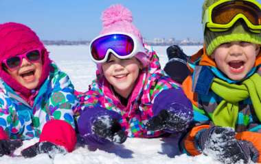 5 вещей, в которые нельзя одевать ребенка зимой
