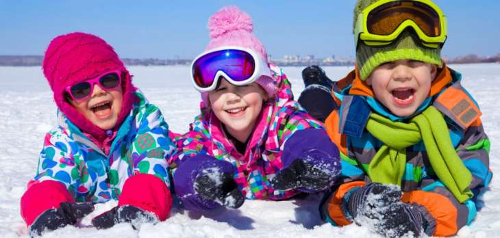 5 вещей, в которые нельзя одевать ребенка зимой