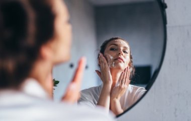 Дерматокосметолог розкрив вісім правил умивання для гарної шкіри