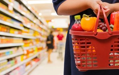 Названі продукти, якими найлегше отруїтися