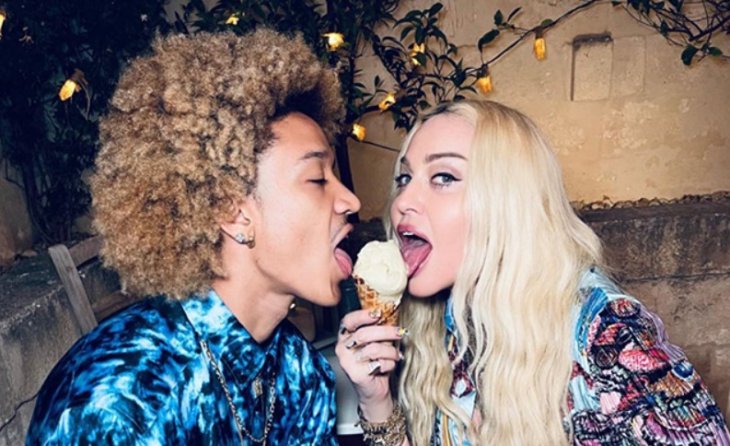 Дети, бойфренд и мороженое: как Мадонна празднует свое 63-летие