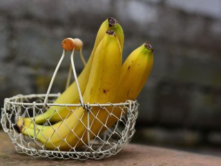 Как сделать банан спелым за 15 минут — полезный лайфхак