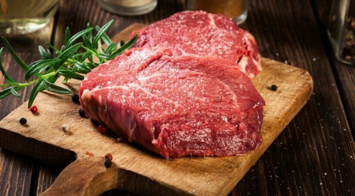 Врач-диетолог рассказала, чем опасно чрезмерное употребление красного мяса