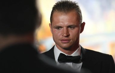 Дмитрий Тарасов требует уменьшить алименты старшей дочери в 8 раз