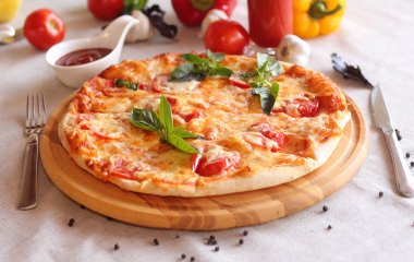 Оперативная доставка пиццы, суши и роллов