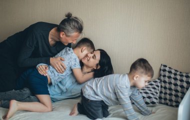 Чому в турботливих батьків виростають невдячні діти: мудра цитата, яка багато пояснює