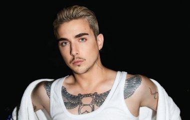 Повністю голий MELOVIN засвітився на пікантних кадрах у душі після заяви про завершення кар’єри