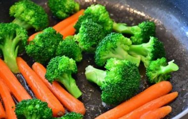 Медики назвали продукты, способствующие долголетию