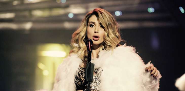 Светлана Лобода вышла на сцену Кремля в прозрачном мини и без белья (ФОТО)