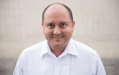 Юрий Ткач примерил женский образ