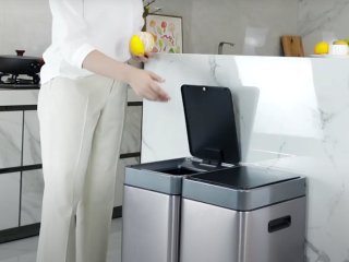 Из захламленной кладовой в место для отдыха: 5 лайфхаков, которые помогут навести порядок на балконе