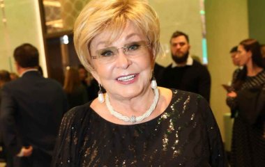 Ангелина Вовк пришла с молодым возлюбленным в ЗАГС