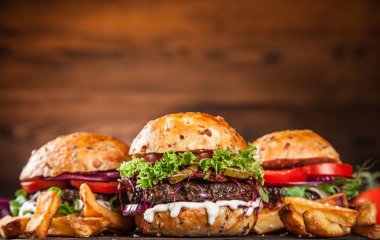 Заказать вкусные бургеры в Киеве с доставкой на дом