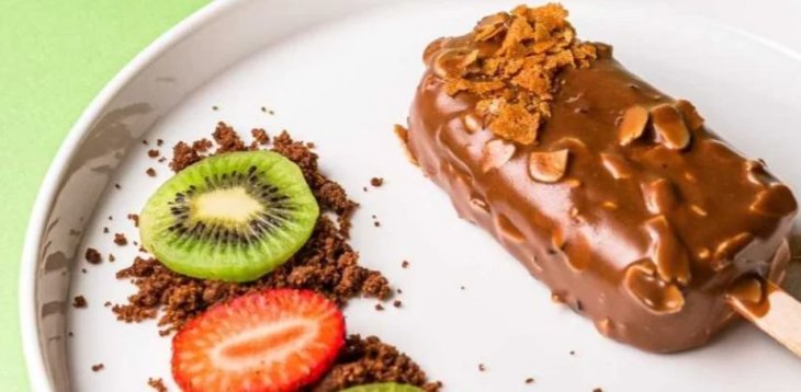 Как приготовить брауни-эскимо на десерт