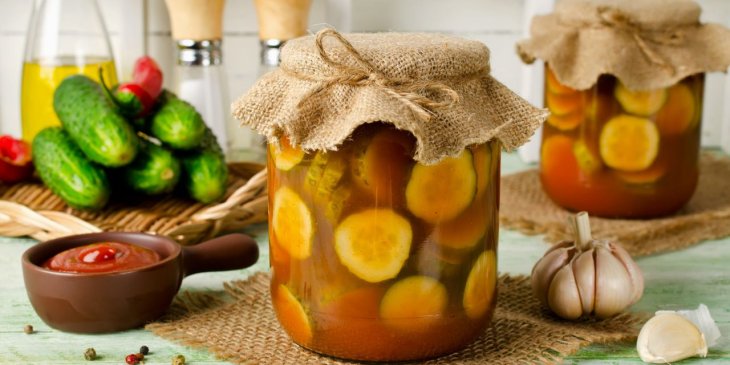 Хрустящие огурцы в томате на зиму: ароматный рецепт консервации