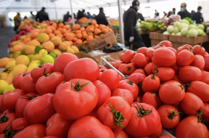 Названо продукти, які небезпечно поєднувати з помідорами