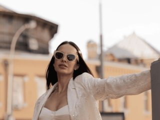 Ексдружина Остапчука відповіла на закиди про особисте життя: 