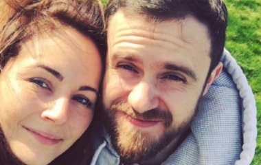 Известная украинская ведущая показала фото из отдыха с любимым младше ее на 10 лет