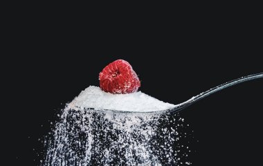 Врачи рассказали, сколько сахара можно употреблять в день