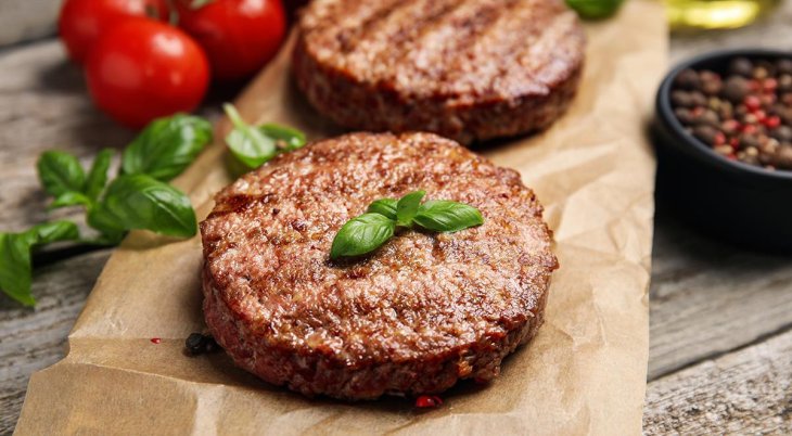 Классическое блюдо: как приготовить настоящий бифштекс