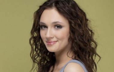 Дочка Меладзе рассказала об отношениях с мачехой Верой Брежневой: «Общаюсь только с папой»