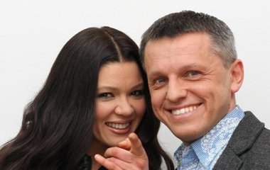 Руслана висловилася про рідкісні зустрічі з чоловіком і як зворушила його сюрпризом: 