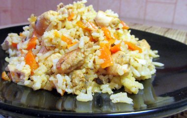 Как быстро и легко приготовить плов с курицей на сковороде?