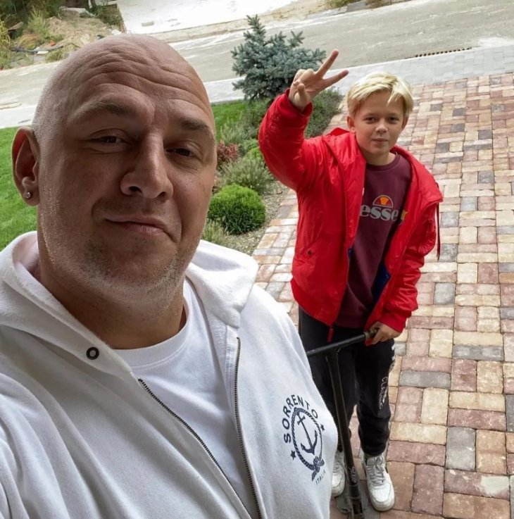 15-летний сын Потапа проигнорировал его публично и признался, хочет ли жить за границей