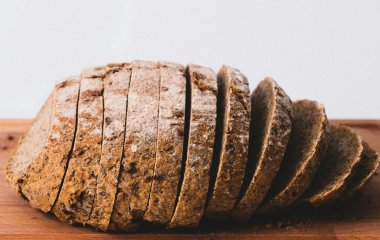 Як повернути до життя черствий хліб: навіть пахнути буде, наче свіжий