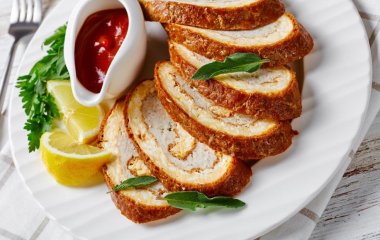 Воздушный яичный рулет: рецепт оригинальной и простой закуски