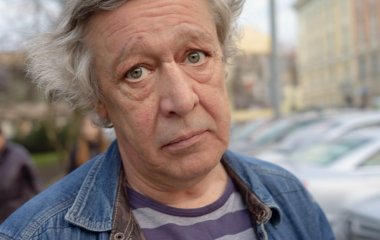 Михаил Ефремов пытался откупиться сразу после ДТП