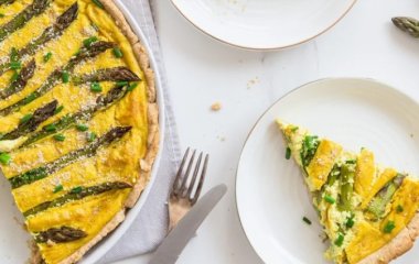 Рецепт нежного творожного пирога со спаржей