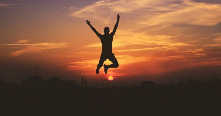 У якому віці люди найщасливіші та найздоровіші: названо точну цифру