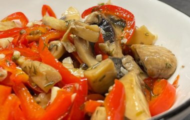 мариновані гриби з болгарським перцем: рецепт ідеальної закуски до приходу гостей