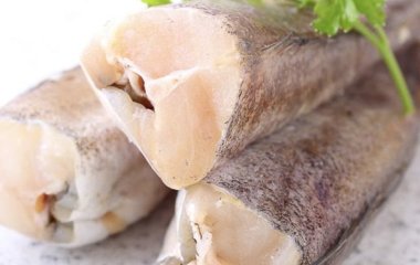 Чому потрібно їсти хек, користь риби, чому її продають без голови