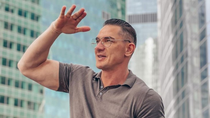 Попался! С кем на самом деле проводит время муж Ксении Бородиной после разрыва – видео