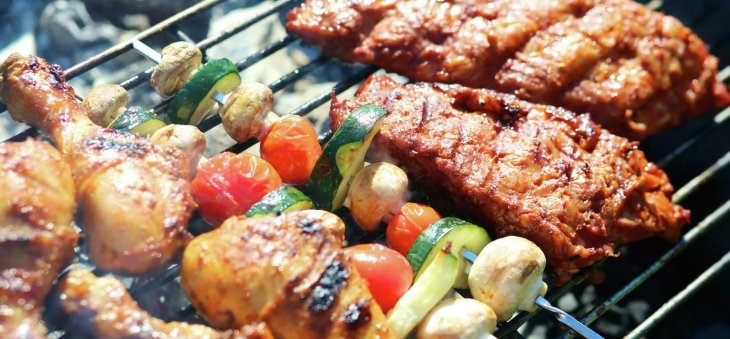 Онколог розповів, як приготування продуктів впливає на розвиток раку